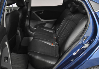 Подержанный автомобиль Hyundai Elantra Sedan 2014 года (11 фото)