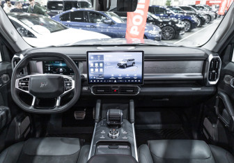 Подержанный автомобиль Jetour T2 2024 года (12 фото)