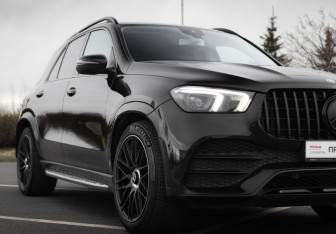 Подержанный автомобиль Mercedes-Benz GLE 2019 года (6 фото)