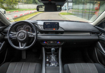 Подержанный автомобиль Mazda 6 Sedan 2021 года (12 фото)