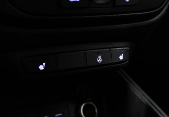 Подержанный автомобиль Hyundai Solaris Sedan 2017 года (15 фото)