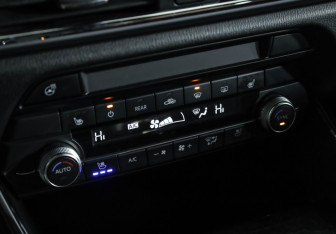 Подержанный автомобиль Mazda CX-9 2019 года (17 фото)