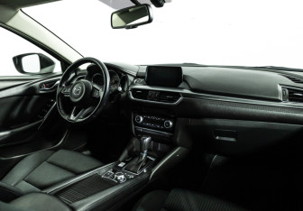 Подержанный автомобиль Mazda 6 Sedan 2018 года (9 фото)