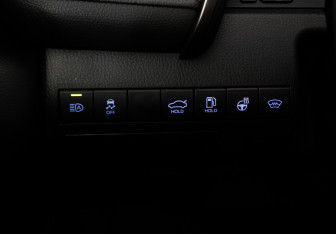 Подержанный автомобиль Toyota Camry Sedan 2019 года (20 фото)