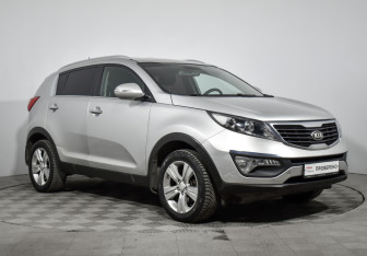 Подержанный автомобиль Kia Sportage 2013 года (3 фото)