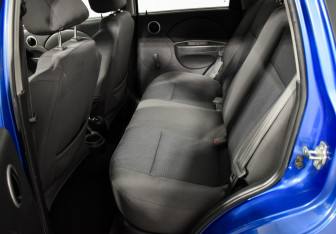 Подержанный автомобиль Chevrolet Aveo Sedan 2007 года (11 фото)