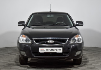 Подержанный автомобиль LADA (ВАЗ) Priora Sedan 2016 года (2 фото)