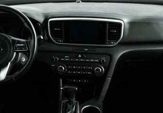 Подержанный автомобиль Kia Sportage 2019 года (14 фото)