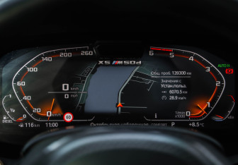 Подержанный автомобиль BMW X5 2019 года (31 фото)