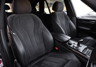 Подержанный автомобиль BMW X5 2017 года (28 фото)