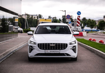 Подержанный автомобиль Geely Preface 2024 года (4 фото)
