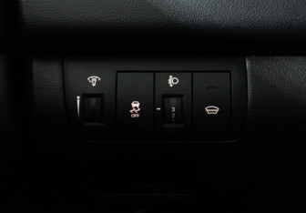 Подержанный автомобиль Kia Cerato Sedan 2011 года (17 фото)