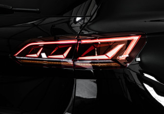 Подержанный автомобиль Volkswagen Touareg 2019 года (11 фото)