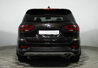 Подержанный автомобиль Kia Sorento 2019 года (6 фото)