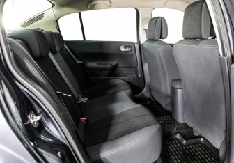 Подержанный автомобиль Renault Megane Sedan 2008 года (14 фото)