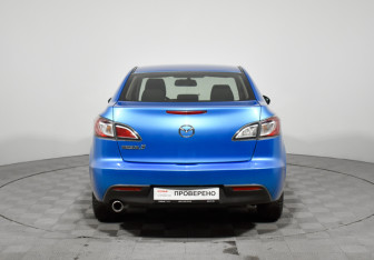 Подержанный автомобиль Mazda 3 Sedan 2009 года (6 фото)