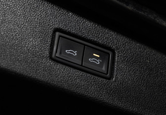 Подержанный автомобиль Volkswagen Tiguan 2018 года (21 фото)