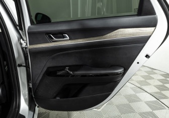 Подержанный автомобиль Kia K5 2021 года (26 фото)