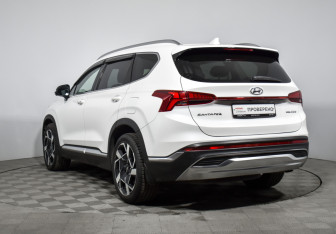 Подержанный автомобиль Hyundai Santa Fe 2021 года (7 фото)