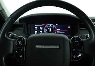 Подержанный автомобиль Land Rover Discovery 2019 года (19 фото)