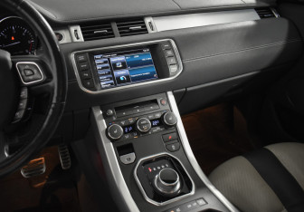 Подержанный автомобиль Land Rover Range Rover Evoque 2014 года (23 фото)