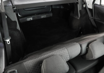 Подержанный автомобиль LADA (ВАЗ) Granta Liftback 2017 года (24 фото)