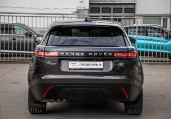Подержанный автомобиль Land Rover Range Rover Velar 2017 года (8 фото)