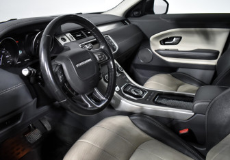 Подержанный автомобиль Land Rover Range Rover Evoque 2017 года (9 фото)