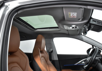 Подержанный автомобиль Omoda C5 2022 года (16 фото)