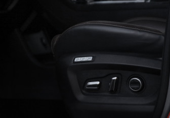Подержанный автомобиль Chery Tiggo 8 Pro 2022 года (20 фото)