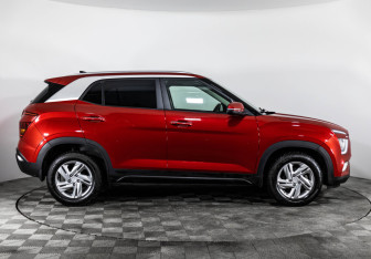 Подержанный автомобиль Hyundai Creta 2021 года (4 фото)