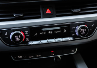 Подержанный автомобиль Audi A5 Liftback 2021 года (17 фото)