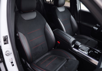 Подержанный автомобиль Mercedes-Benz GLB 2020 года (27 фото)