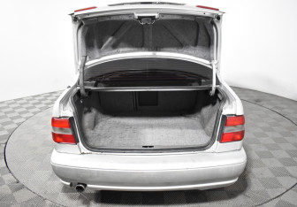 Подержанный автомобиль Volvo S70 1997 года (18 фото)
