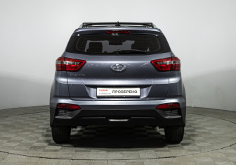 Подержанный автомобиль Hyundai Creta 2018 года (6 фото)