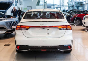 Новый Kia K3 Sedan 2024 (5 фото)