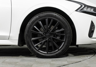 Подержанный автомобиль Kia K5 2021 года (29 фото)