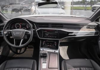 Подержанный автомобиль Audi A6 Sedan 2020 года (14 фото)