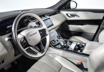 Подержанный автомобиль Land Rover Range Rover Velar 2021 года (9 фото)