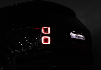 Подержанный автомобиль Land Rover Range Rover 2015 года (31 фото)