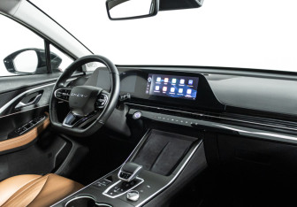 Подержанный автомобиль Omoda C5 2022 года (9 фото)