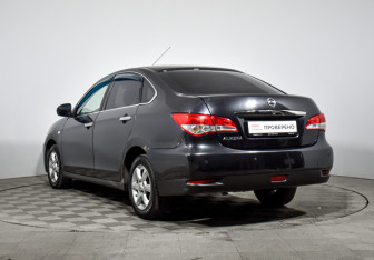Подержанный автомобиль Nissan Almera Sedan 2014 года (7 фото)