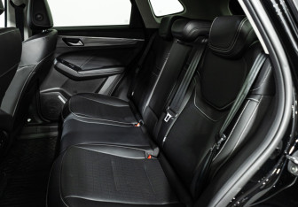 Подержанный автомобиль Haval Jolion 2023 года (10 фото)