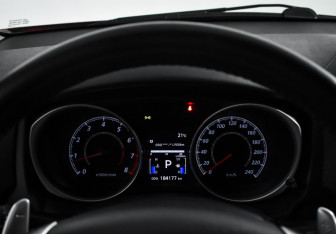 Подержанный автомобиль Mitsubishi ASX 2012 года (17 фото)