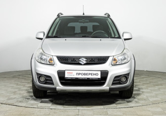 Подержанный автомобиль Suzuki SX4 Hatchback 2014 года (2 фото)