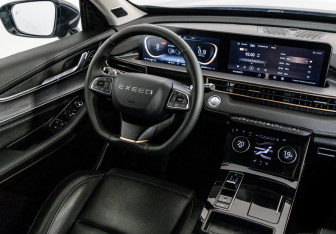 Подержанный автомобиль Exeed LX 2022 года (15 фото)