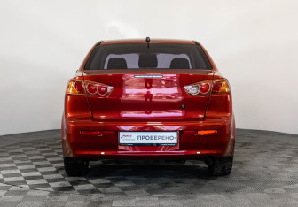 Подержанный автомобиль Mitsubishi Lancer Sedan 2008 года (6 фото)