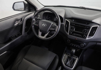 Подержанный автомобиль Hyundai Creta 2018 года (8 фото)