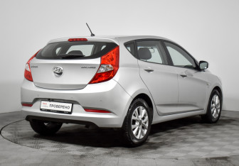 Подержанный автомобиль Hyundai Solaris Hatchback 2015 года (5 фото)