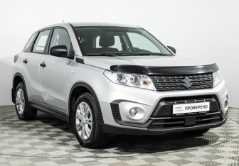 Подержанный автомобиль Suzuki Vitara 2020 года (3 фото)